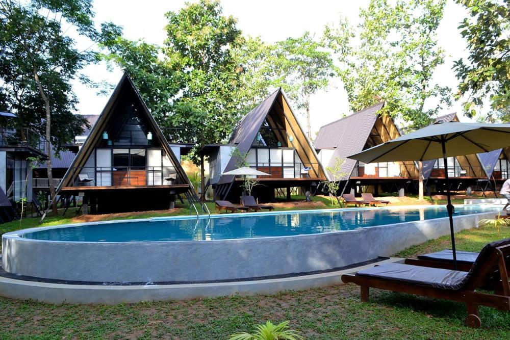Kottawatta River Bank Resort Udawalawe Exterior foto